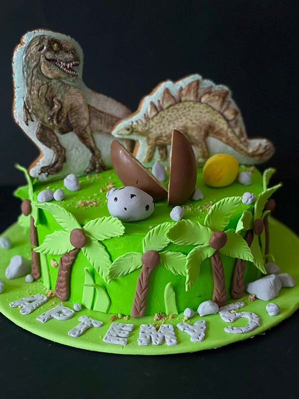 Торт Динозавры
